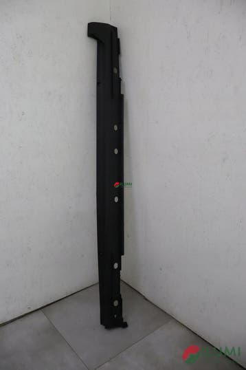 Dorpelbekleding rechts Toyota Yaris Cross 75851-52120, Auto-onderdelen, Verzenden, Gebruikt