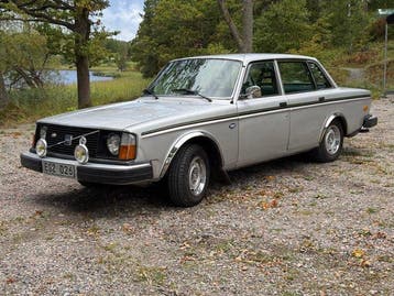 Volvo - 244 DL 2.1 - NO RESERVE - 1977