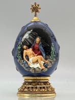 House of Faberge 24 Karat Gold Plated Imperial Nativity Egg
