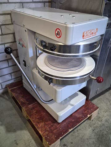 Sigma SPZ40 pizzaspinner dough press ONLINE VEILING, Gebruikt, Overige typen