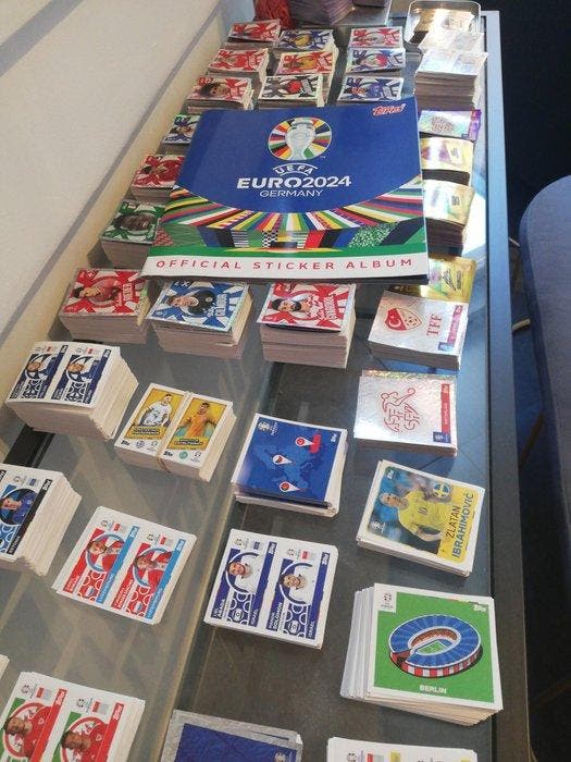 Topps Empty album + complete loose sticker set - Excellent, Verzamelen, Stickers