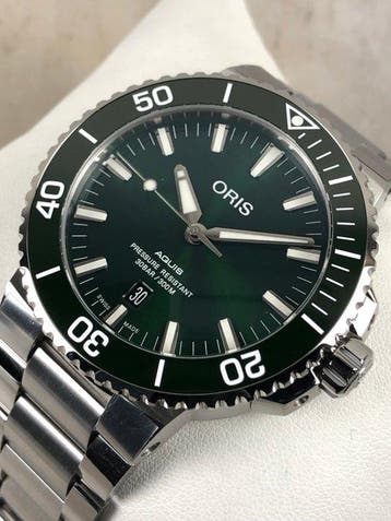 Oris - Aquis Date Automatic Green - 01 733 7730 4157-07 8 24, Nieuw