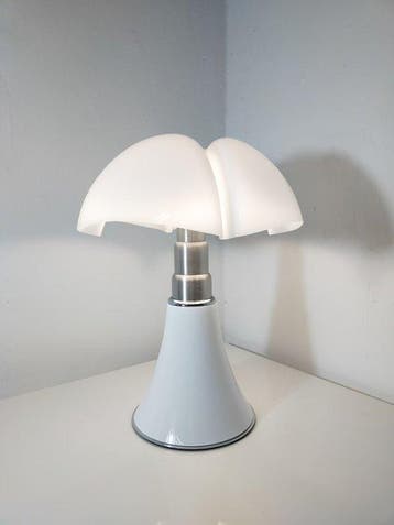 Martinelli Luce - Gae Aulenti - Tafellamp - Mini Pipistrello