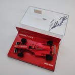 Ferrari - Eddie Irvine - 1997 - Schaal 1:43 modelauto, Verzamelen, Nieuw
