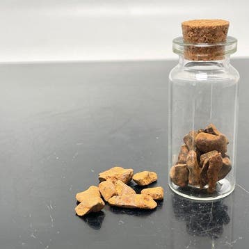 AGOUDAL IJzer meteoriet - 10 g, Verzamelen, Mineralen en Fossielen