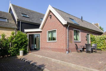 Te huur: Huis IJsseldijk-Noord in Ouderkerk aan den IJssel, Huizen en Kamers, Huizen te huur, Ouderkerk aan den IJssel, Zuid-Holland