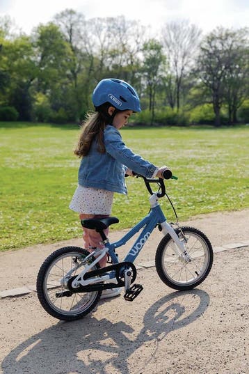 ABUS kinderhelm Smiley 3.0 - fietshelm met diepe pasvorm,, Ophalen of Verzenden, Zo goed als nieuw, Abus