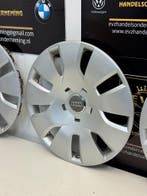 Originele wieldoppen set Audi A4 16 inch art.8K0601147, Auto diversen, Wieldoppen, Gebruikt