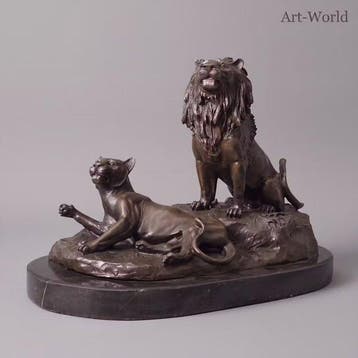 Beeld, Exclusief bronzen sculptuur van een leeuw en leeuwin