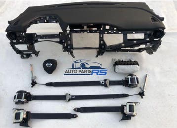 Dashboard + Airbags + Veiligheidsgordels Nissan K14, Verzenden, Gereviseerd, Nissan