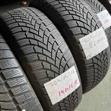 2 x Bridgestone Blizzak LM-005 225-65-17 Winterbanden 5,5mm, Gebruikt, 17 inch, Band(en), Personenwagen