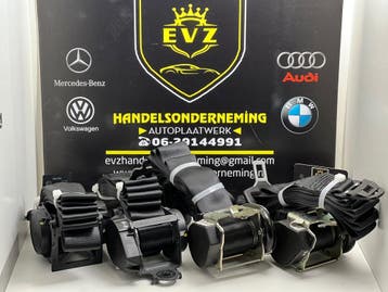 Renault Clio Estate veiligheidsgordel set bj.2015, Gebruikt, Renault
