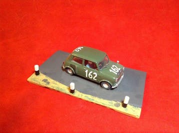 Formula 1/43 - Brian Phipps - made in England 1:43 - Model, Hobby en Vrije tijd, Nieuw