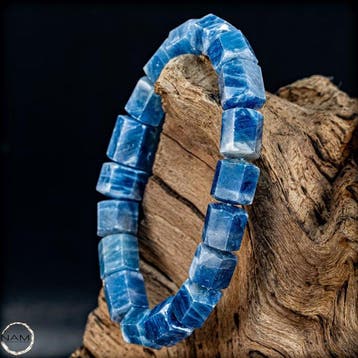 Natuurlijke saffier-edelsteen armband – kubusvormig