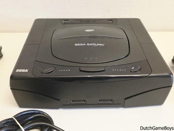 Sega Saturn - Console + Controller - Region Free, Verzenden, Gebruikt