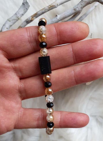 Handgemaakte armband van gekrakte bergkristaal in gouden, Nieuw
