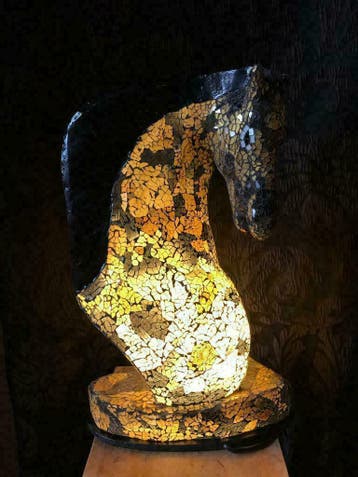 Paard glas mozaïek lamp 30-50 cm hoog, vanaf €59,- NIEUW, Ophalen of Verzenden, Nieuw, Glas, Minder dan 50 cm