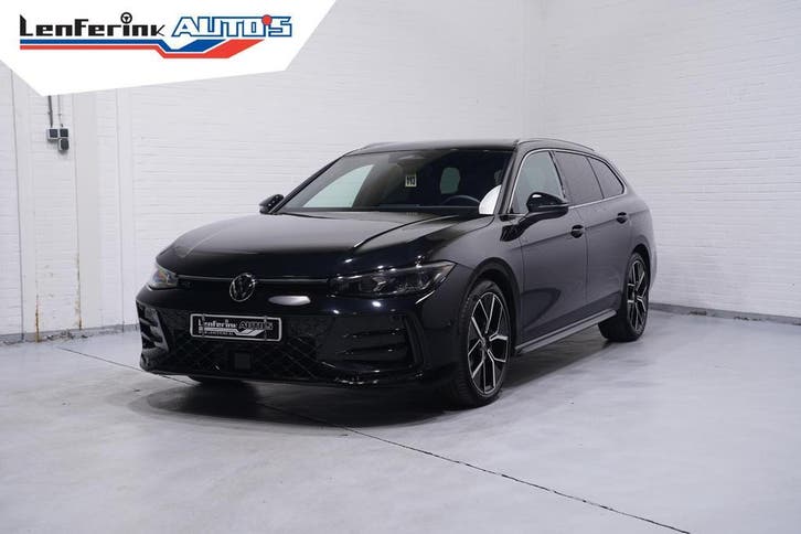 VW Passat Variant 1.5 TSI R-Line DSG Panodak IQ Light Apple, Auto's, Volkswagen, Dealer onderhouden, Onderhoudsboekje, Te koop
