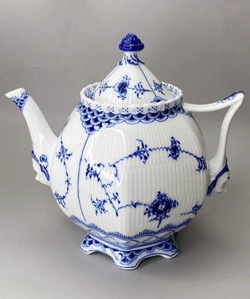 Royal Copenhagen - Theepot - Blue Fluted Full Lace Theepot