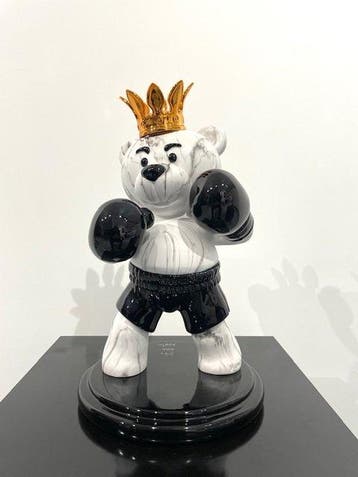 Van Apple - The Boxing Bear Chanel- Large