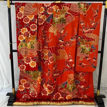 Japanse vintage kimono uchikake polyester oranje borduurwerk