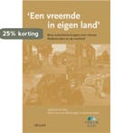 Een vreemde in eigen land 9789052603735, Verzenden, Gelezen, E. Smits van Waesberghe