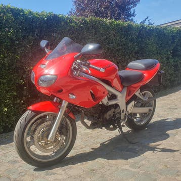 Suzuki SV 650 S Rood 2000, Motoren, 2 cilinders, Motorrijbewijs A, Sport, Meer dan 35 kW