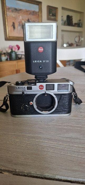 Leica M6 Classic Rangefinder & Leica SF 20 Electronic Flash