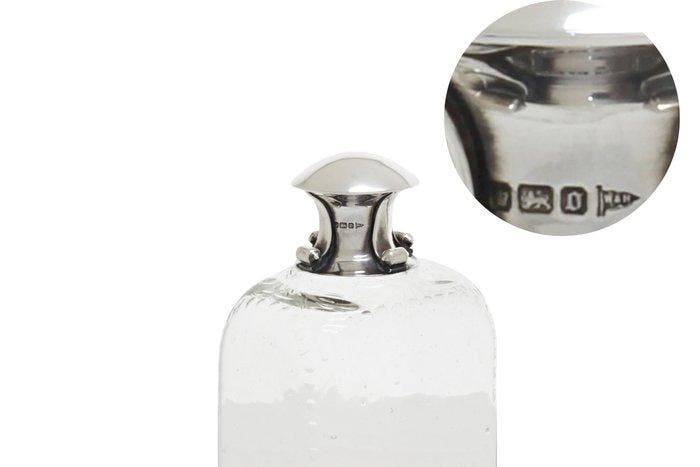 No reserve price - Walker & Hall - Karaf - .925 zilver -, Antiek en Kunst, Antiek | Goud en Zilver