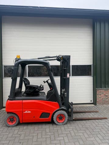 Zeer nette Linde E16 elektrische heftruck (2014), 1000 tot 2000 kg, Elektrisch, Heftruck, Linde