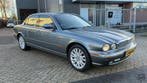 Jaguar XJ 4.2 V8 Executive - Pure Britse Luxe en Kracht, Auto's, Automaat, Achterwielaandrijving, Zwart, Nieuw