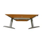 Bureaus trapeziumvorm, 160x80 cm, houten blad, metalen, Ophalen of Verzenden, Gebruikt