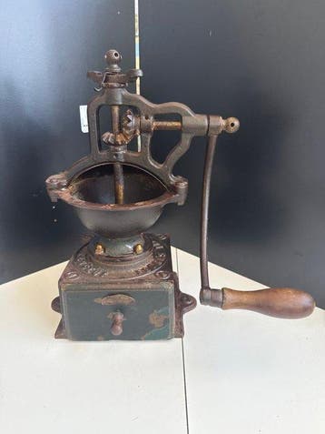 peugeot - Koffiemolen - Hout, wrijven