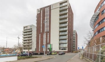 Te Huur 4 Kamer Appartement Prins Bernhardstraat In Hilversu, Huizen en Kamers, Direct bij eigenaar, Noord-Holland, Hilversum