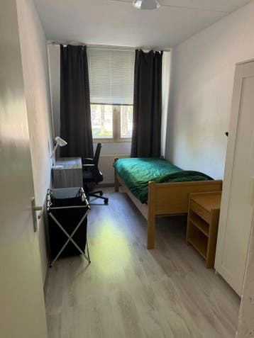 Kamer te huur in Amsterdam - 8 m² - 1 kamer(s), Huizen en Kamers, Amsterdam