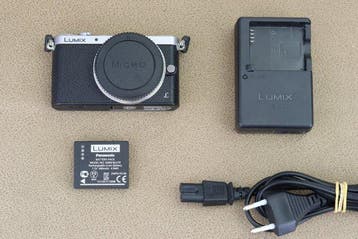Panasonic Lumix DMC-GM1 body + Accessoires, Low Shuttercount, Nieuw