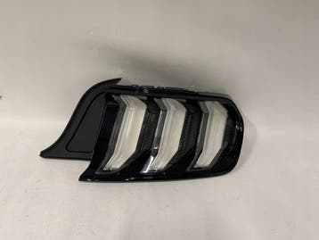 Ford Mustang VI achterlicht rechts LED Europa 2018-2022 JR3B, Verzenden, Gebruikt