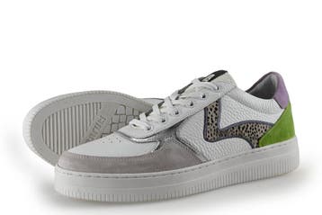 Maruti Sneakers in maat 42 Overig, Kleding | Dames, Schoenen, Overige kleuren, Verzenden, Maruti, Sneakers of Gympen