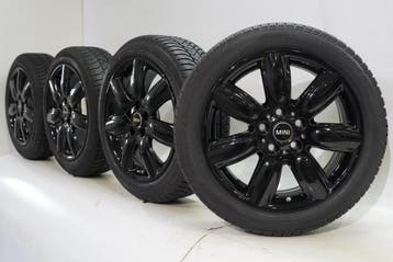 Mini Clubman F54 528 17 inch velgen Pirelli Winterbanden Ori, Gebruikt, Velg(en), 17 inch, Winterbanden