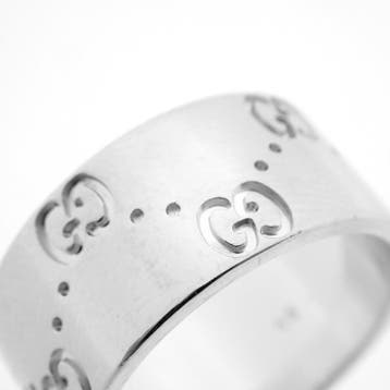 Gucci witgouden ring, Gebruikt, Ophalen of Verzenden, 17 tot 18, Dame