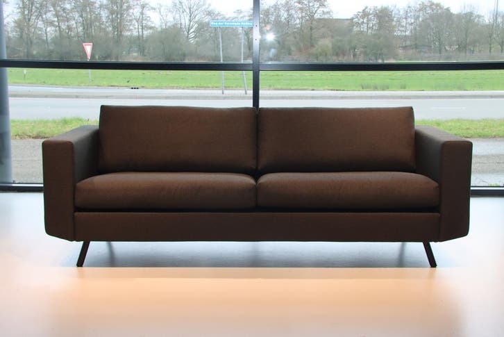 Havee Lookline 4 zits  design bank 2850 in ploegstof 234 cm., Huis en Inrichting, Banken | Bankstellen, 200 tot 250 cm, Rechte bank