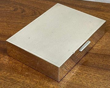Kist - Zilver en hout