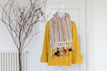 Haakpatroon Bolletjes Sjaal - vrolijk accessoire met pompo, Ophalen of Verzenden, Nieuw