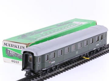 Schaal H0 Märklin 4037 personenrijtuig B4ü 2e kl. van de.., Wisselstroom, Gebruikt, Overige typen, Ophalen of Verzenden