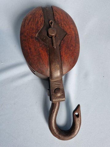 Ship’s pulley - Hout, IJzer