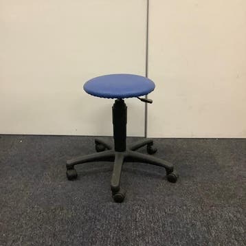 Intertek verrijdbare kruk, blauw skai leder - zwart, Ophalen of Verzenden, Gebruikt, Leer