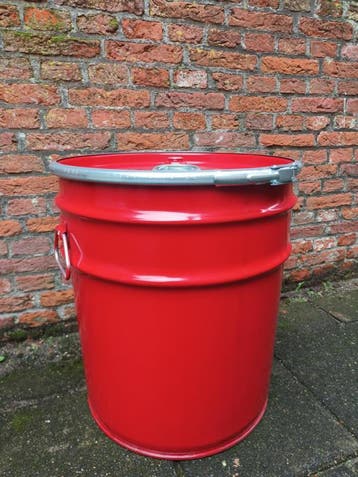klein vat, vat conishe, metaal vat, ijzer vat, opslag ton, Nieuw