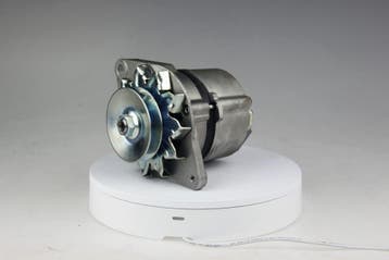 Wisselstroomdynamo 33 Amp., Ophalen of Verzenden, Nieuw