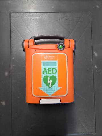 Cardiac science g5 AED ehbo bhv reanimatie defibrillator, Ophalen of Verzenden, Gebruikt