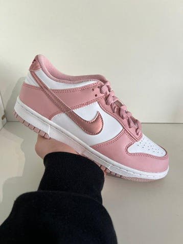 Nike - Dunk Low - Sneakers - Maat: EU 38.5 - Nieuw met tags, Nieuw